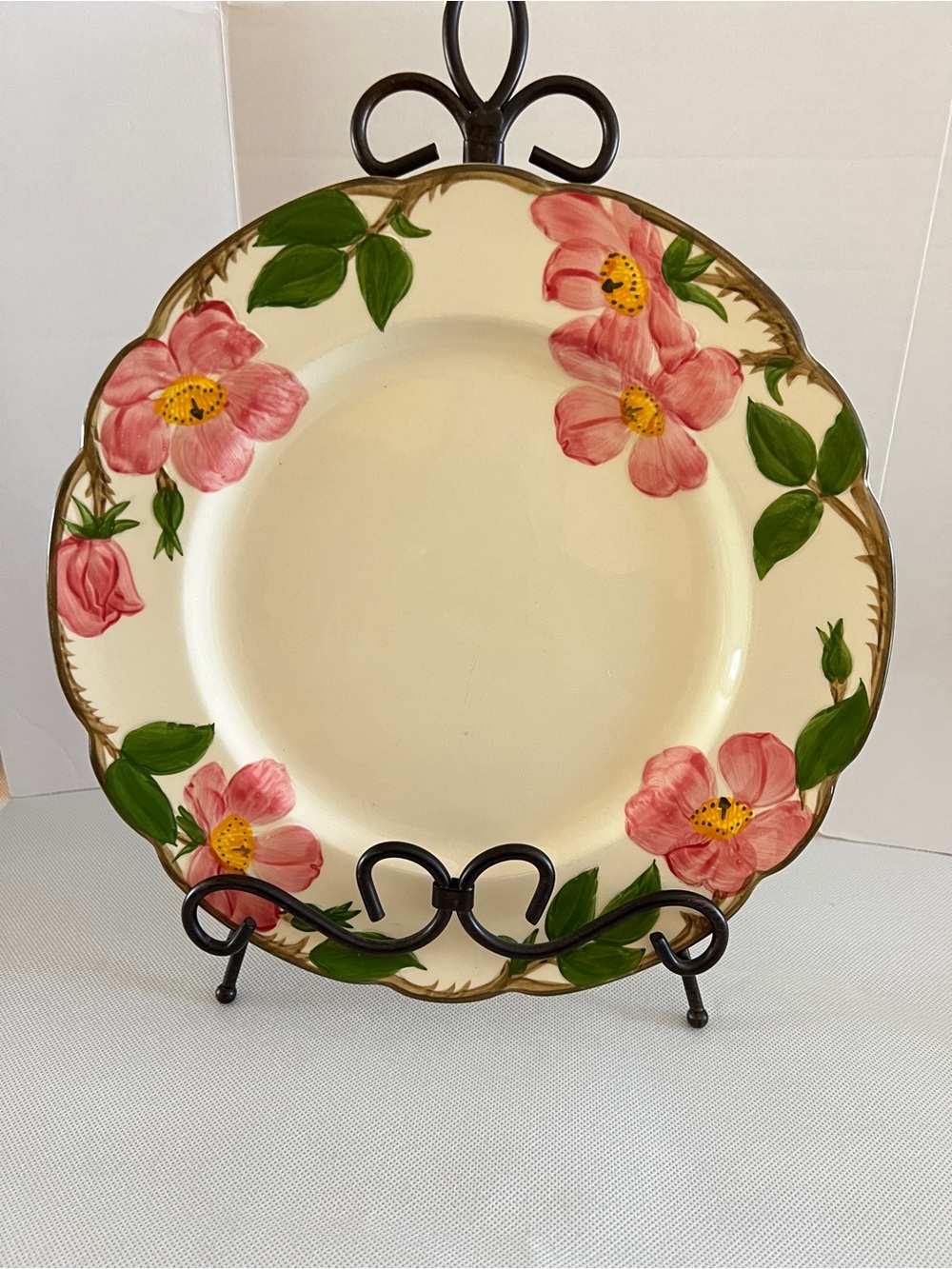 Franciscan Earthenware Rose Floral Ceramic Dinner Plate 10.5”